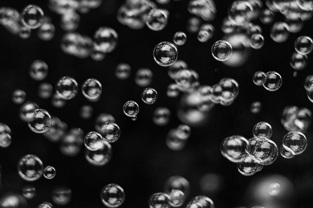 soap-bubbles-7337647_1280